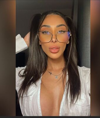 Danika Patrick Голе фотографије OnlyFans 2