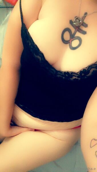 darnisha.e Голе фотографије OnlyFans 11
