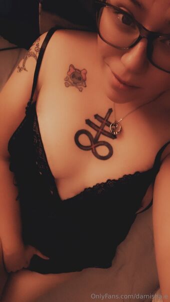 darnisha.e Голе фотографије OnlyFans 14