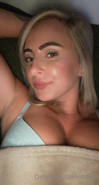 ddfox Голе фотографије OnlyFans 26