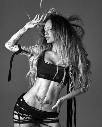 Deborah De Luca Голе фотографије OnlyFans 56