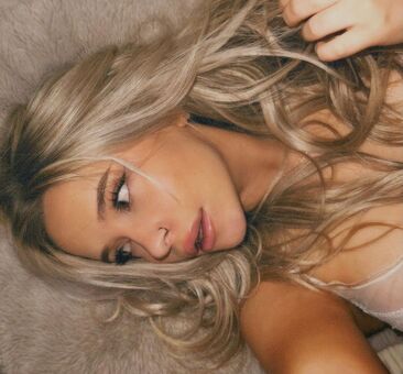 Decadex Голе фотографије OnlyFans 22