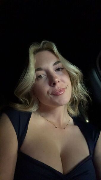 DefNotDes Голе фотографије OnlyFans 18