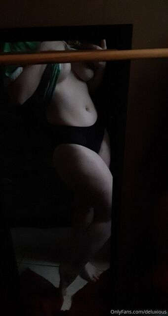 deluxious Голе фотографије OnlyFans 18