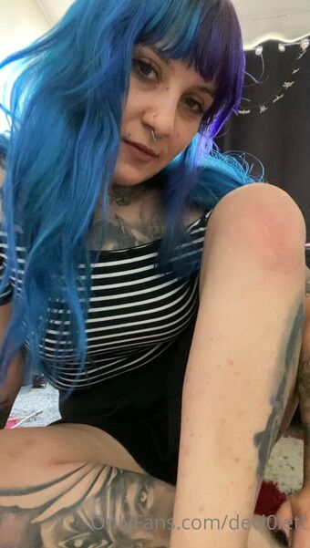 devi0lett Голе фотографије OnlyFans 10
