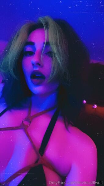 deviouslilwolf