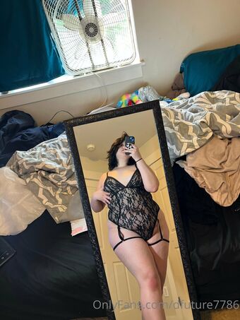 dfuture7786 Голе фотографије OnlyFans 19