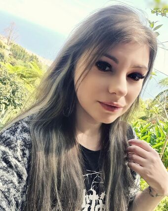 Divi Голе фотографије OnlyFans 43