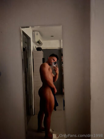 dm1998 Голе фотографије OnlyFans 2