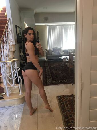 doesnteatmeat Голе фотографије OnlyFans 12