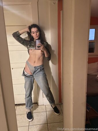 doesnteatmeat Голе фотографије OnlyFans 14