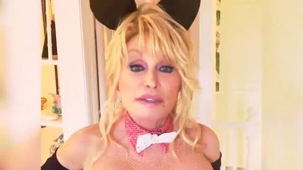 Dolly Parton Голе фотографије OnlyFans 9