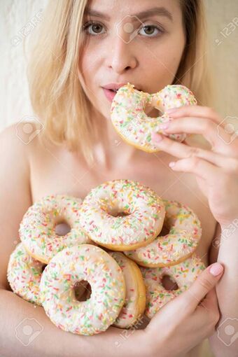 Donuts Голе фотографије OnlyFans 1