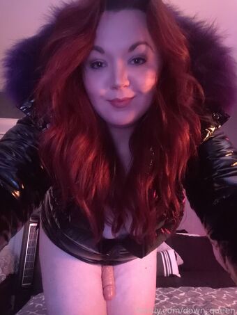 down_queen Голе фотографије OnlyFans 13