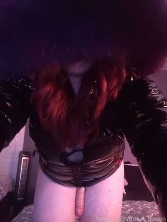 down_queen Голе фотографије OnlyFans 15