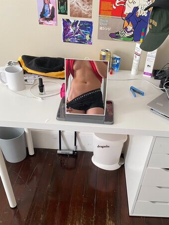 dr0gon Голе фотографије OnlyFans 3