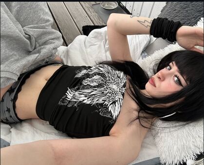 Drowsylio Голе фотографије OnlyFans 35