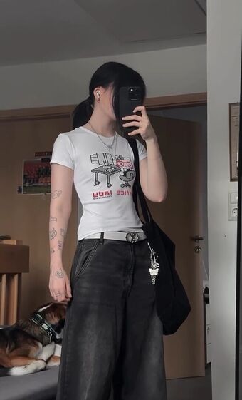 Drowsylio Голе фотографије OnlyFans 44