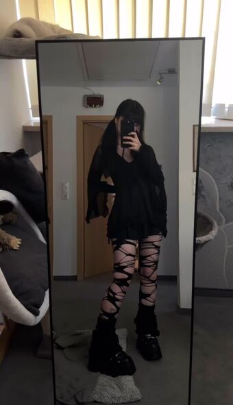 Drowsylio Голе фотографије OnlyFans 45