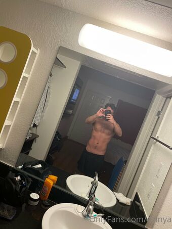 dzinya Голе фотографије OnlyFans 10