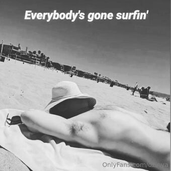 dzinya Голе фотографије OnlyFans 13