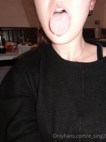 e_sing2 Голе фотографије OnlyFans 8
