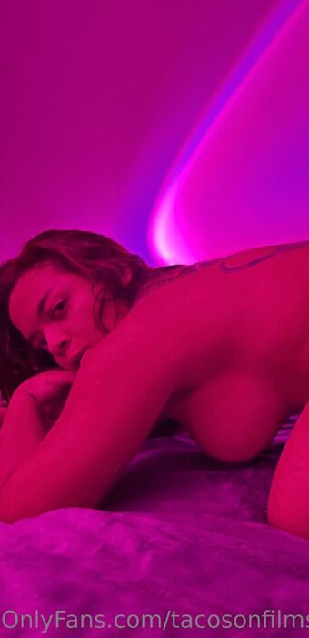 Ecstasy Голе фотографије OnlyFans 12