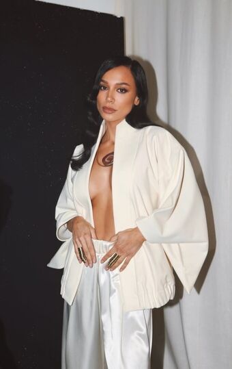 Edita Aradinovic Голе фотографије OnlyFans 17