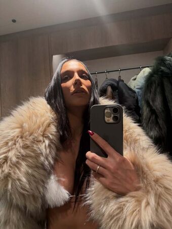 Edita Aradinovic Голе фотографије OnlyFans 23