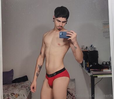 eeerik Голе фотографије OnlyFans 24