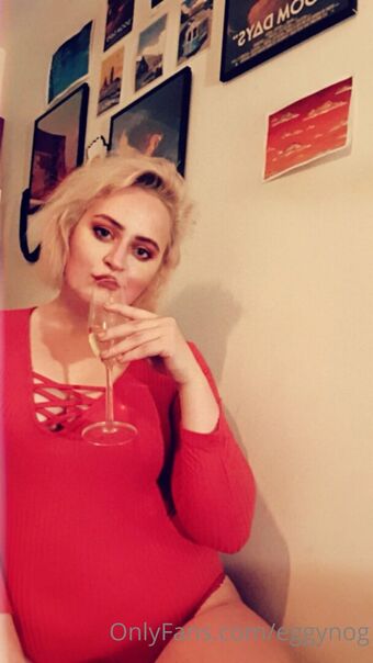 eggynog Голе фотографије OnlyFans 6