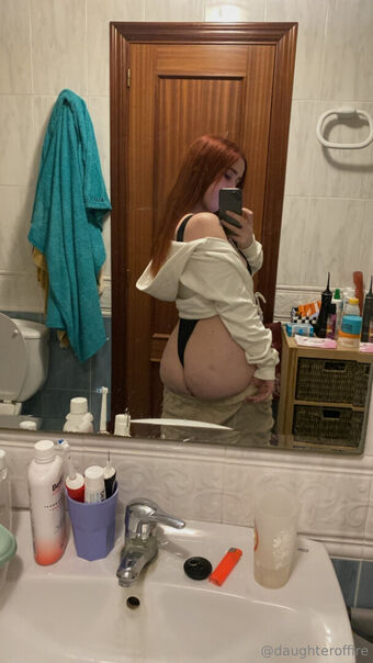 eileenpikapi Голе фотографије OnlyFans 2