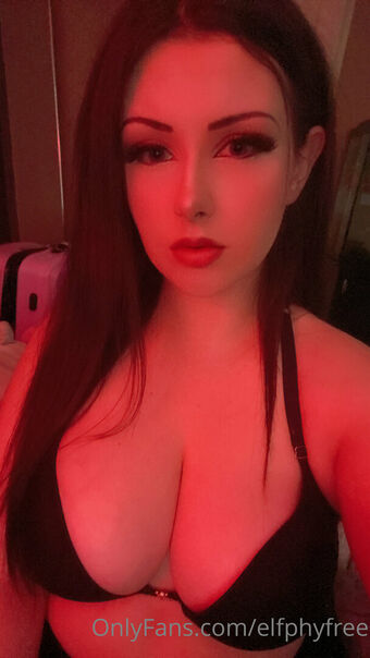 elfphyfree Голе фотографије OnlyFans 15