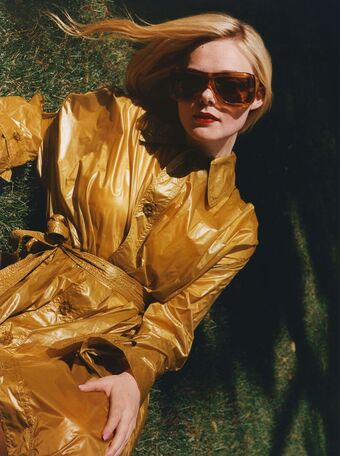 Elle-fanning Голе фотографије OnlyFans 1356