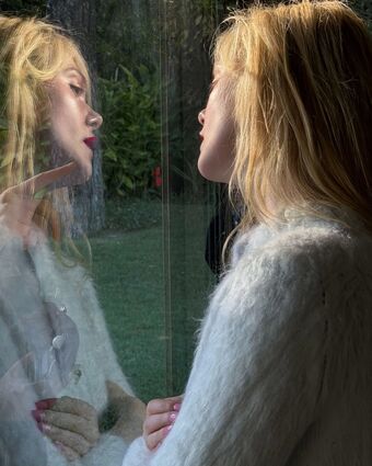 Elle-fanning Голе фотографије OnlyFans 1366