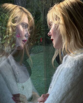 Elle-fanning Голе фотографије OnlyFans 1367