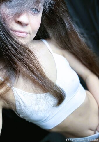 Elleelfa Голе фотографије OnlyFans 5