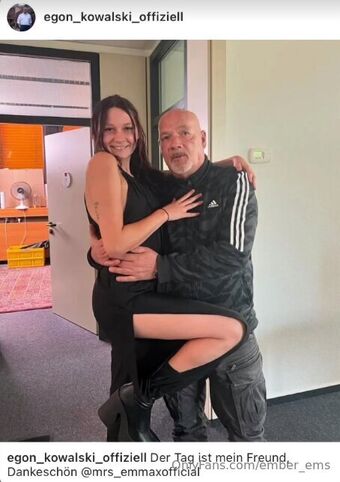 ember_ems Голе фотографије OnlyFans 8