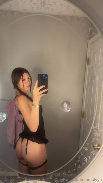emmalyyn Голе фотографије OnlyFans 17