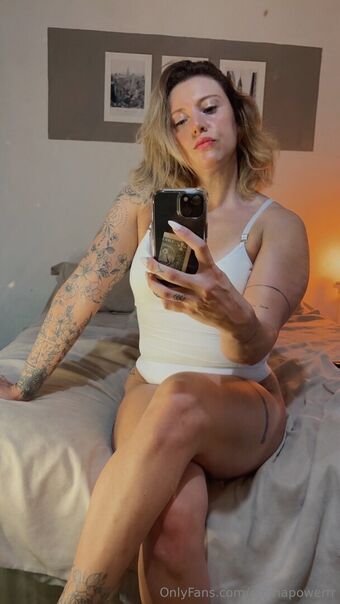 emmapowerrr Голе фотографије OnlyFans 16