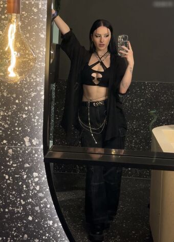 Emmo Голе фотографије OnlyFans 15