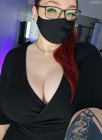 Endra Голе фотографије OnlyFans 11