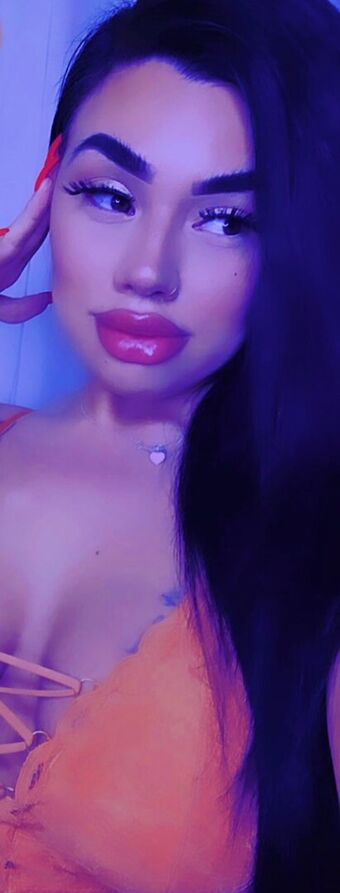 Ericah Голе фотографије OnlyFans 16
