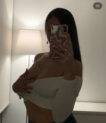 Erin Case Голе фотографије OnlyFans 3