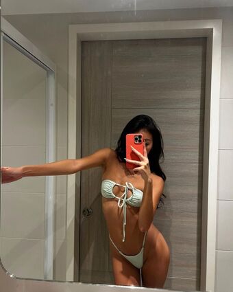 Estugh Голе фотографије OnlyFans 6