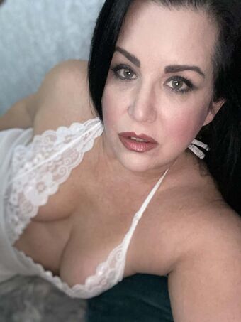 EV Parrish Голе фотографије OnlyFans 10