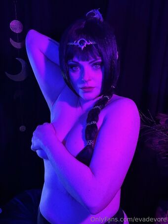 Eva Devore Голе фотографије OnlyFans 45