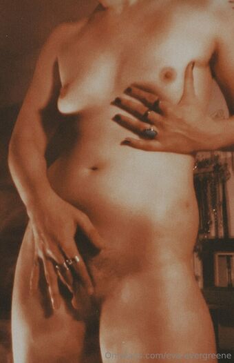 eva-evergreene