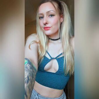EvaBreem Голе фотографије OnlyFans 13