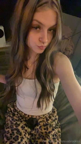 evabrookss Голе фотографије OnlyFans 12